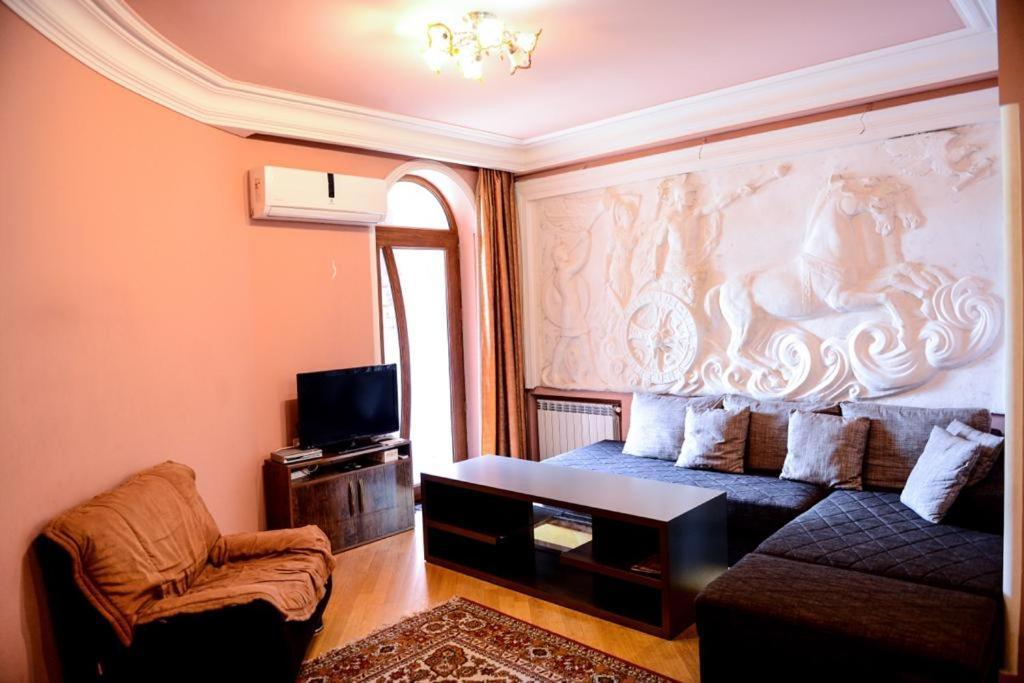 Angel Apartments เยเรวาน ภายนอก รูปภาพ